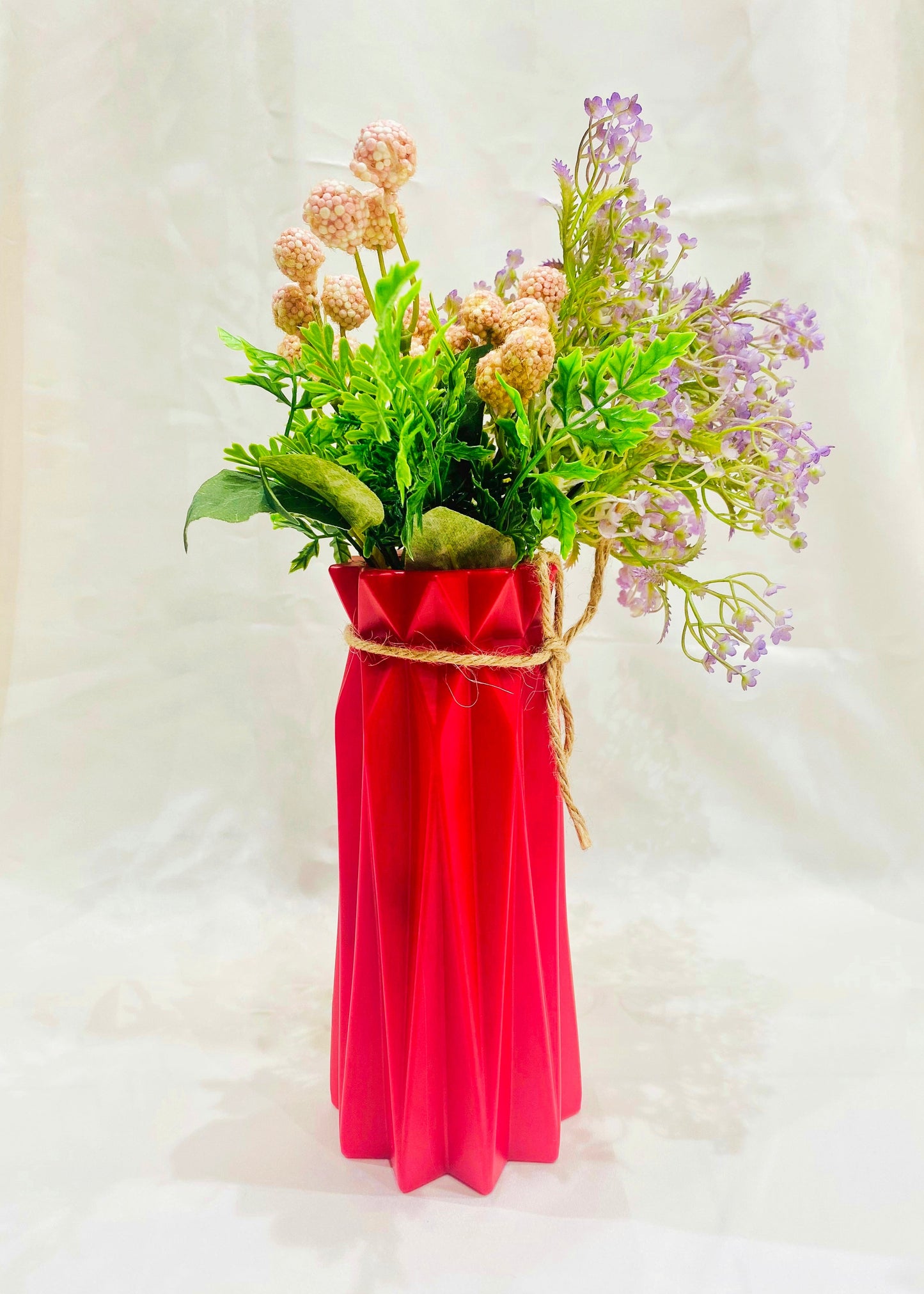 Elegant Red Geometric Vase